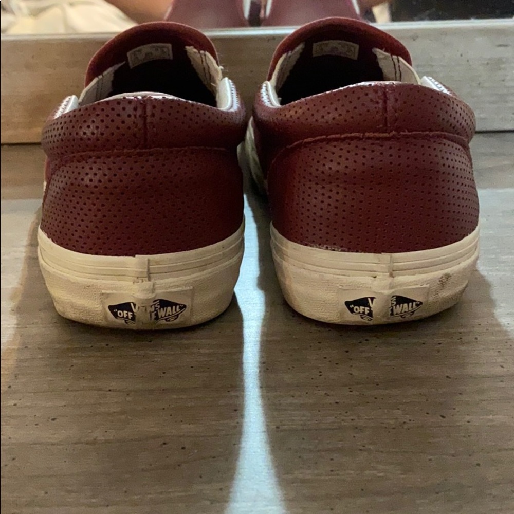 Vans - Picture 4 of 5